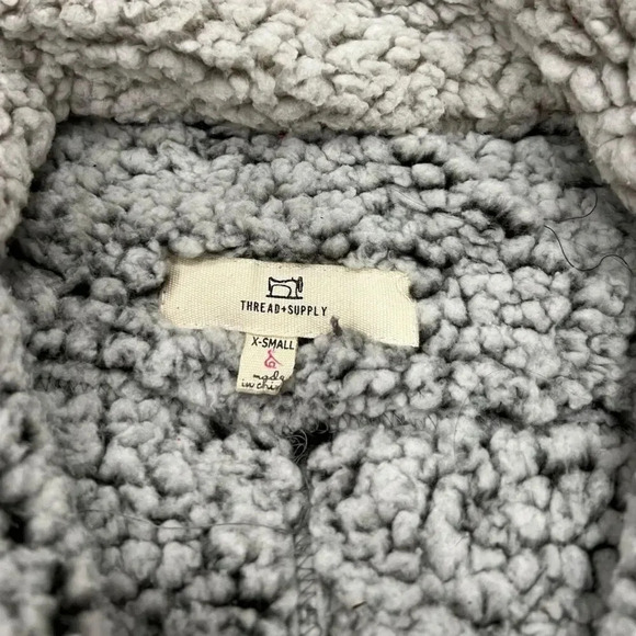Thread + Supply Charcoal Sherpa Full Zip Fuzzy Vest XS - Picture 3 of 4